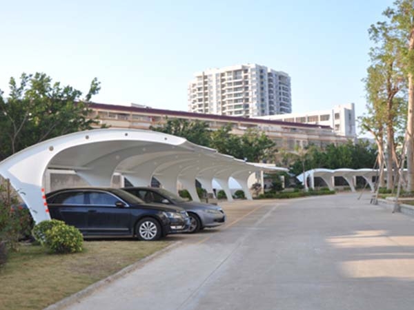 山东青州弥祠生态园停车棚